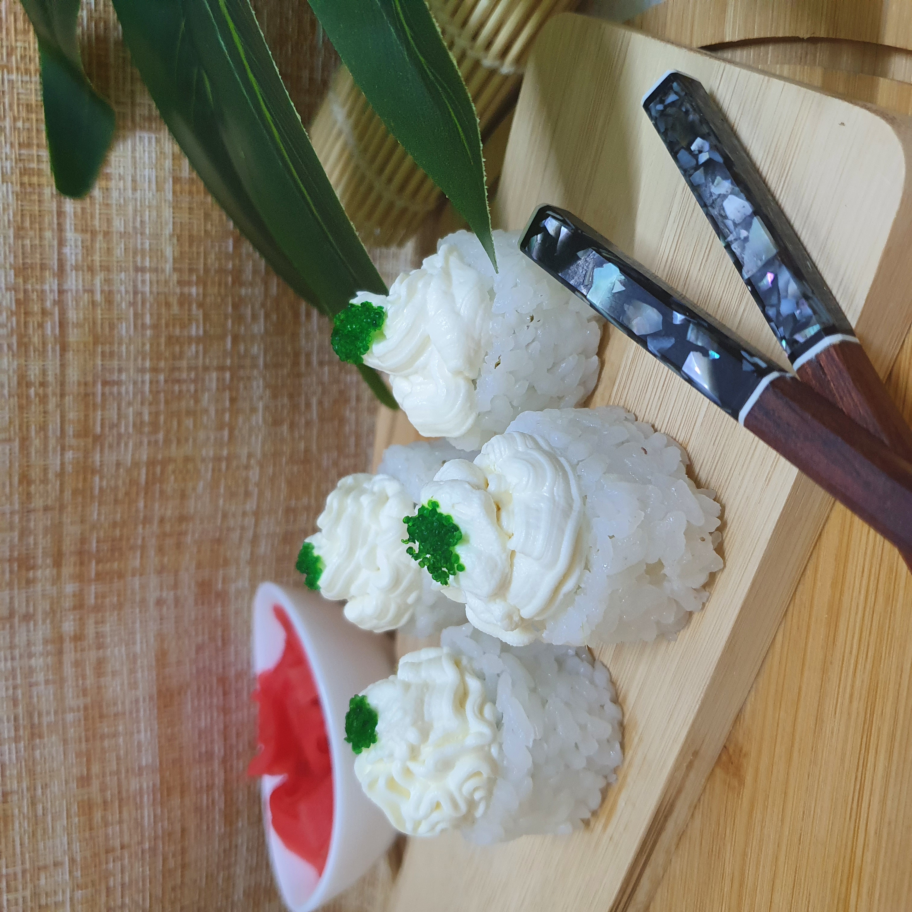 Нежный ролл Креветка — Роллы Sushi Express